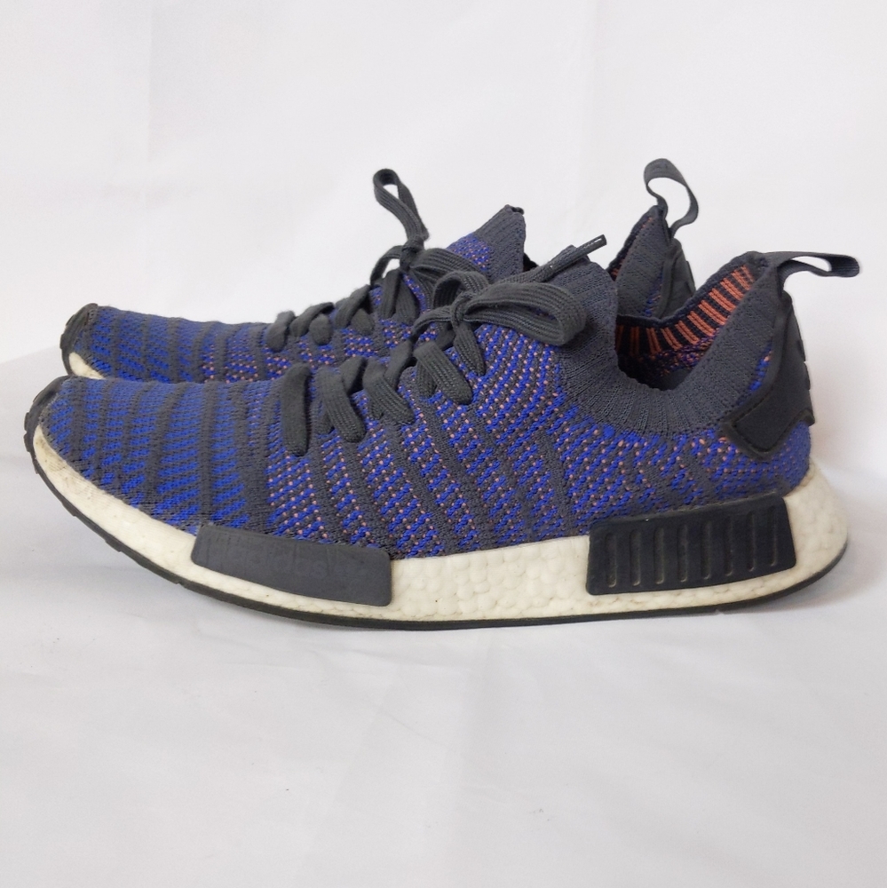 FINAL SALE 🌿NMDR1 ADIDAS SHOES🌿 - Picture 3 of 8
